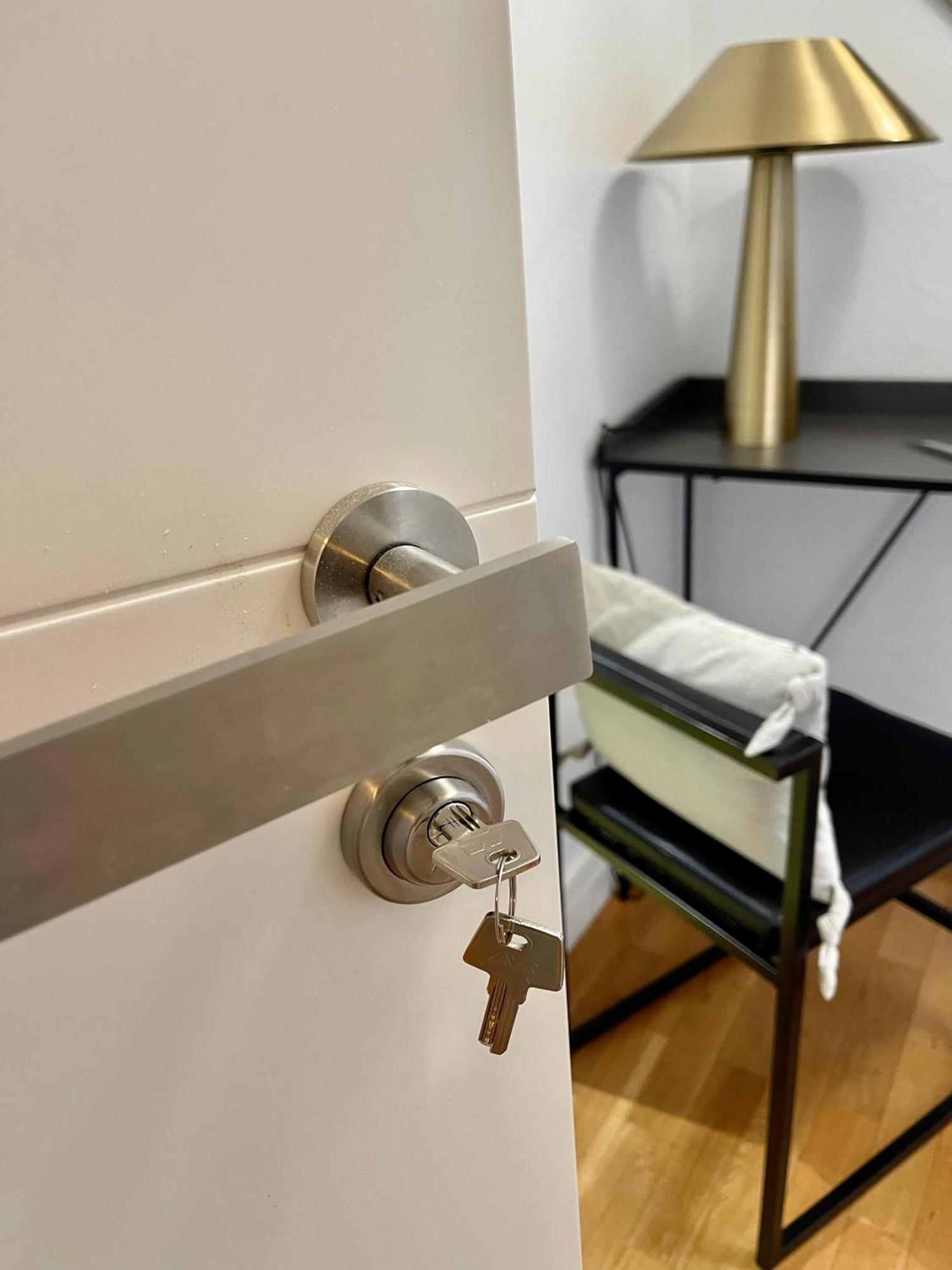 Estilosa Casa Golf Suites Gorraiz Luaran gambar